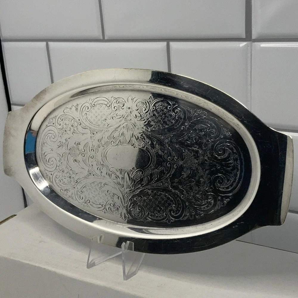 FB Rogers Silver Co 1087 Silver Plate Oval Etched Serving Tray Vanity Dish 10in